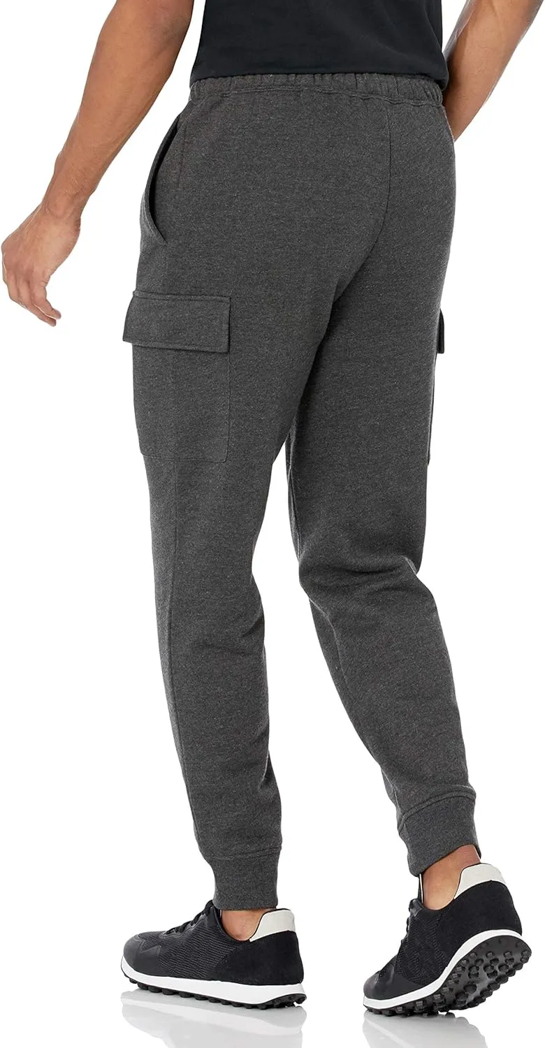 Amazon Essentials Men's Cargo Fleece Jogger Sweatpant with Relaxed Fit