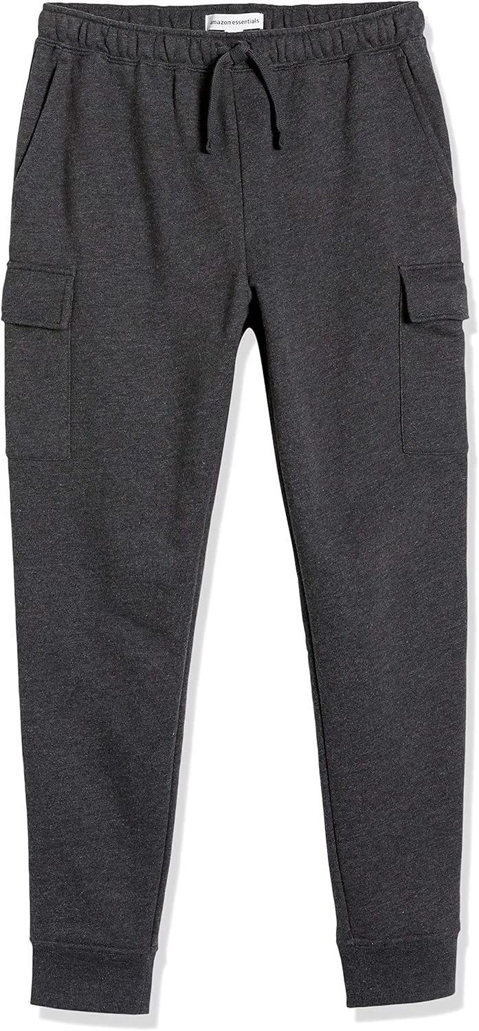 Amazon Essentials Men's Cargo Fleece Jogger Sweatpant with Relaxed Fit