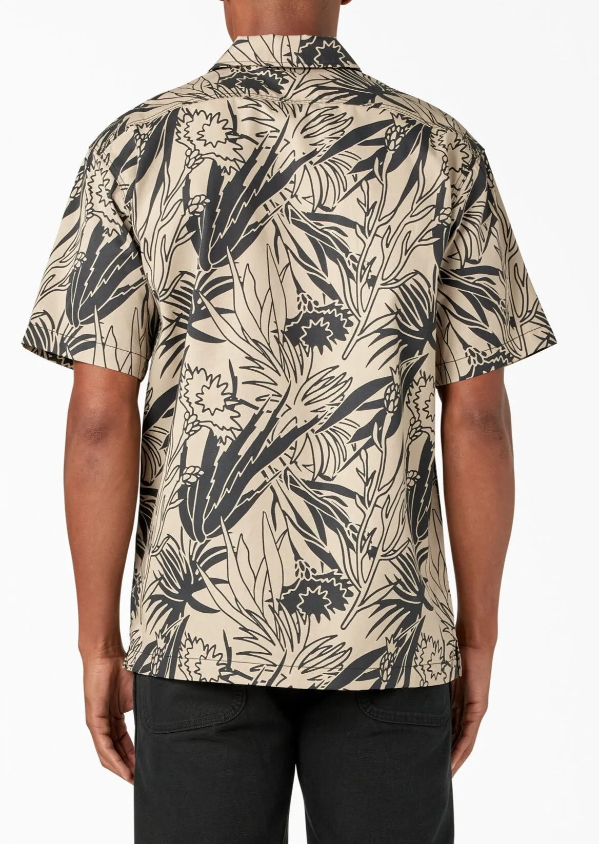 Max Meadows Short Sleeve Seasonal Shirt
