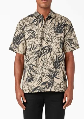Max Meadows Short Sleeve Seasonal Shirt