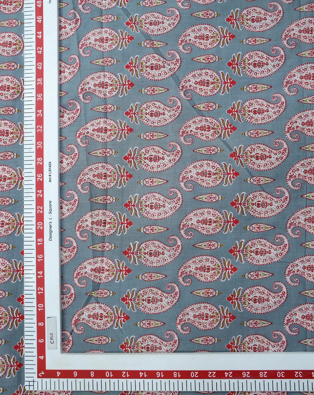 MULTICOLOR PAISLEY DESIGN COTTON PRINTED FABRIC